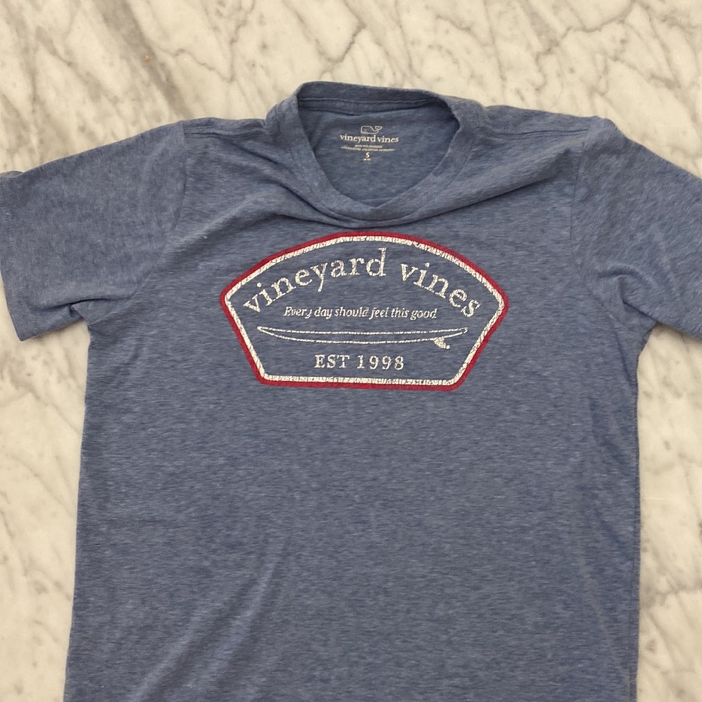 EUC Vineyard Vines. Heathered blue.  Softest material!  Small/  8-10